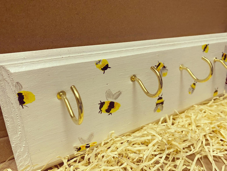 Bumble bee Keyholder